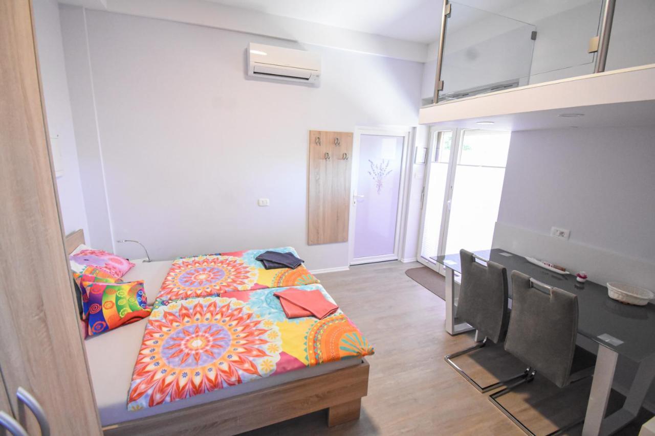 Apartmaji Sobe Zvezda Pobegi Ngoại thất bức ảnh