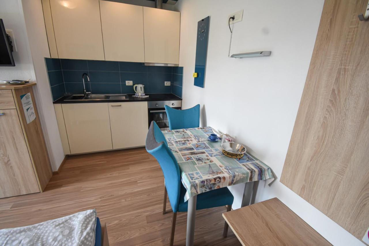 Apartmaji Sobe Zvezda Pobegi Ngoại thất bức ảnh