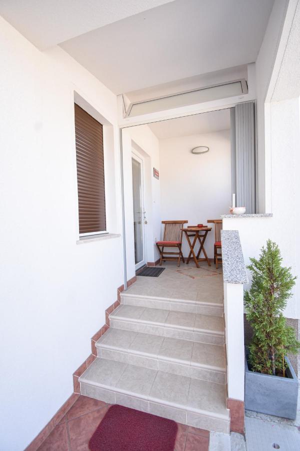 Apartmaji Sobe Zvezda Pobegi Ngoại thất bức ảnh