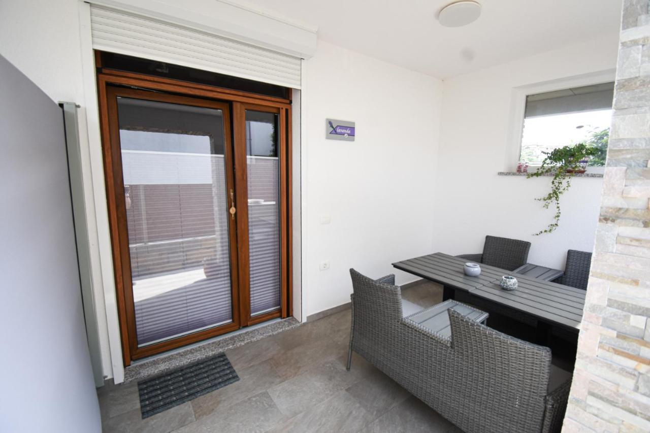 Apartmaji Sobe Zvezda Pobegi Ngoại thất bức ảnh